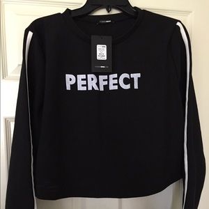 Fashion Nova long sleeve crop top